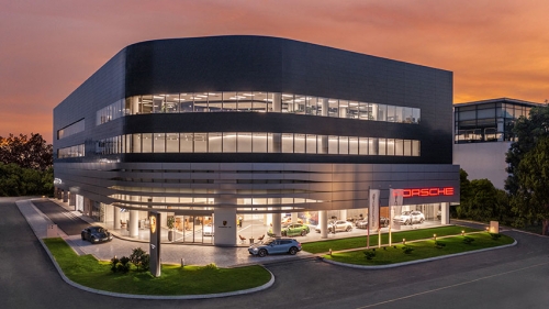 HCM: Trung Tâm Porsche Sài Gòn 